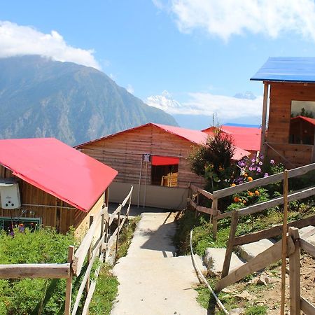 Blue Poppy Resorts Joshīmath Exteriér fotografie