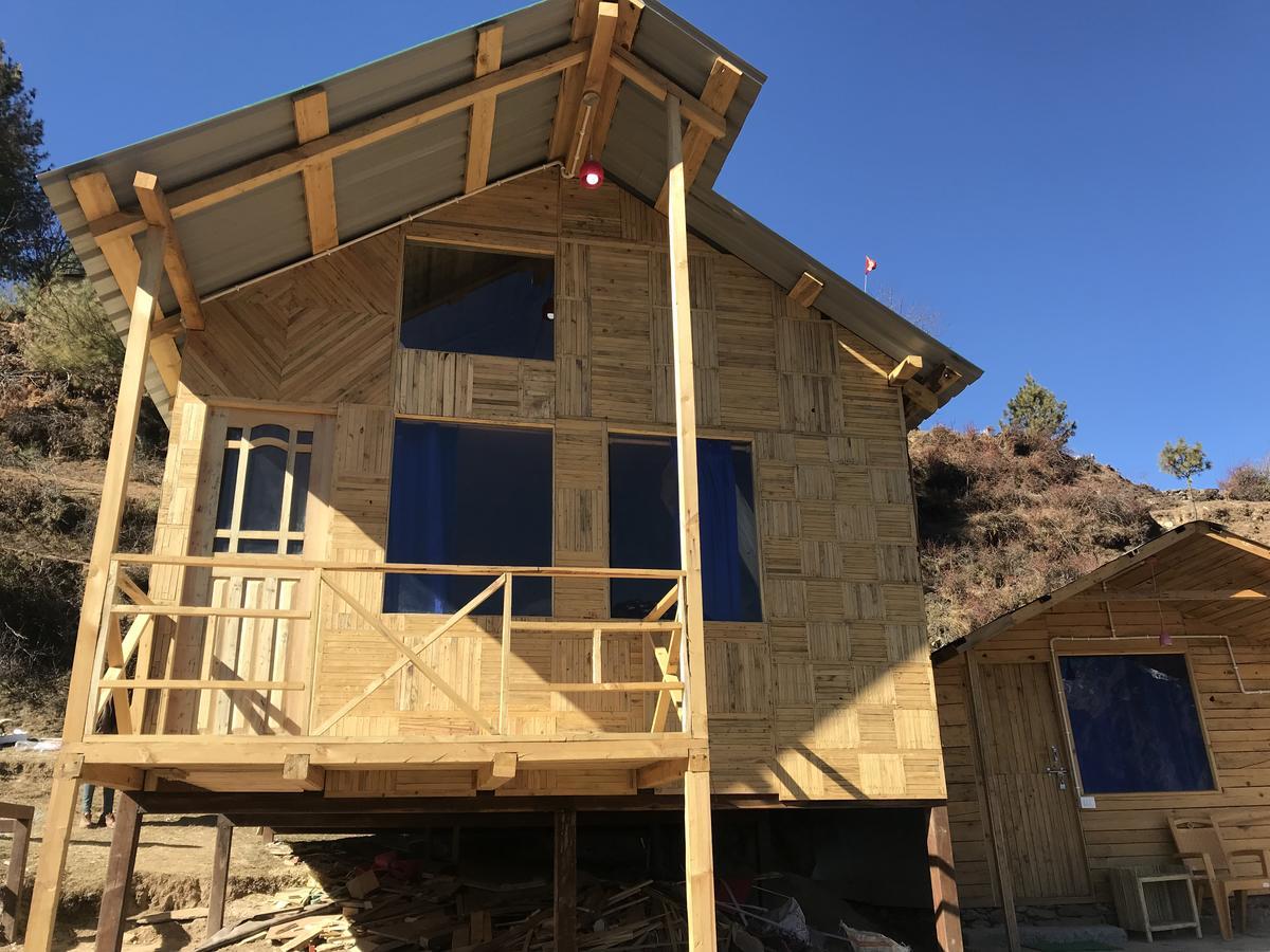 Blue Poppy Resorts Joshīmath Exteriér fotografie